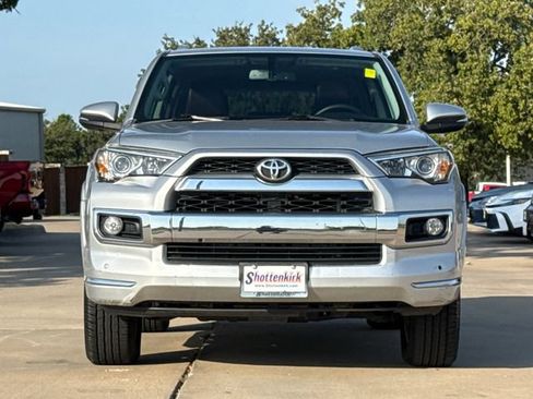 Used 2016 Toyota 4Runner Limited AWD/4WD image 2