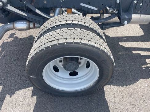 New 2024 Ford F550 4x4 Regular Cab Super Duty image 12