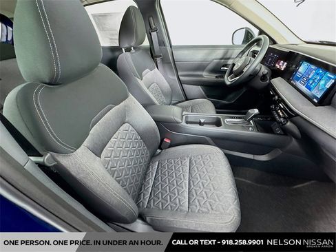 New 2026 Nissan Kicks SV w/ SV Premium Package image 27