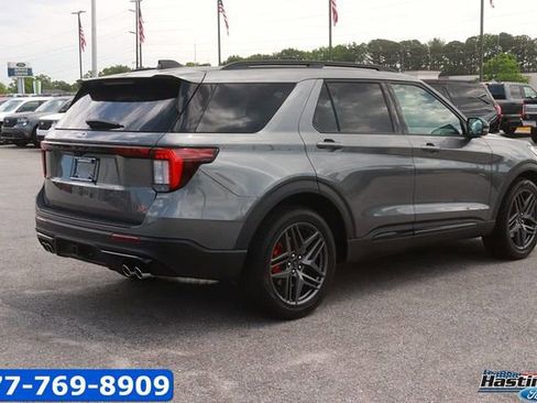 New 2026 Ford Explorer ST AWD/4WD image 5
