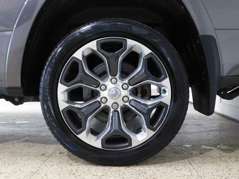 Used 2022 RAM 1500 Limited image 98