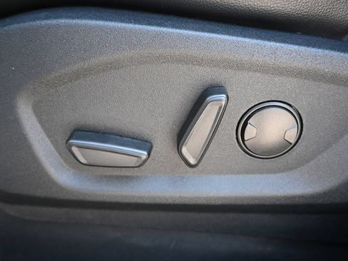 Used 2024 Ford Edge SEL AWD/4WD image 9