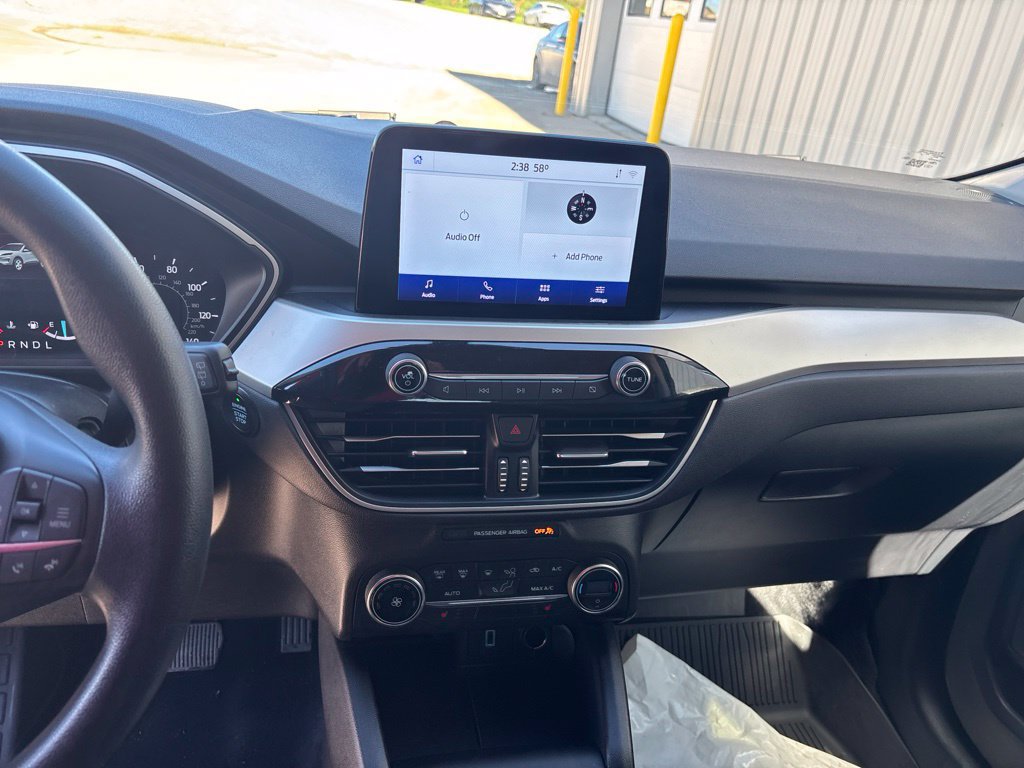 Used 2020 Ford Escape SE FWD image 15
