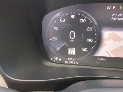 Used 2020 Volvo XC40 T5 Inscription w/ Protection Package Premier image 22