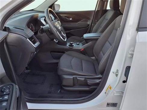 Used 2024 GMC Terrain SLE image 24
