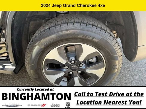 Used 2024 Jeep Grand Cherokee Limited 4xe AWD/4WD image 17