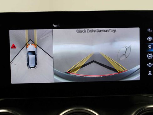 Used 2020 Mercedes-Benz GLC 300 GLC 300 image 34