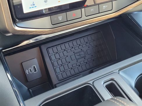 New 2025 Ford F150 Lightning Lariat image 54