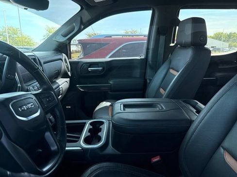 Used 2020 GMC Sierra 1500 AT4 w/ Off-Road Performance Package AWD/4WD image 9