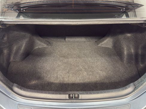 Used 2018 Toyota Corolla LE w/ LE Premium Package w/Moonroof FWD image 29