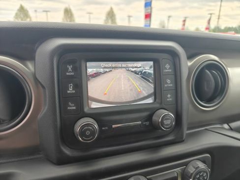 Used 2020 Jeep Wrangler Unlimited Sport S image 15