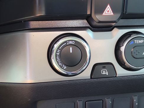 Certified 2023 Toyota Tacoma SR image 25