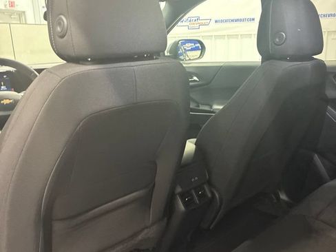 Used 2026 Chevrolet Equinox LT AWD/4WD image 31
