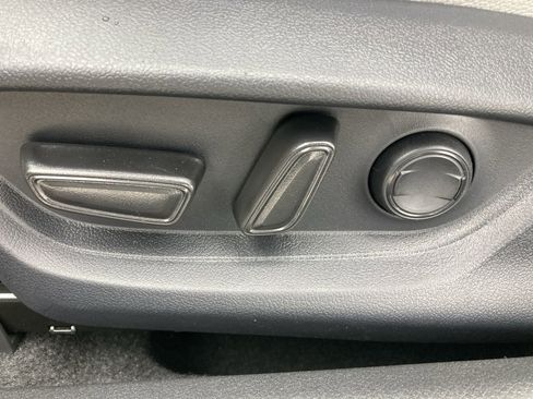 Used 2026 Toyota Camry SE image 15