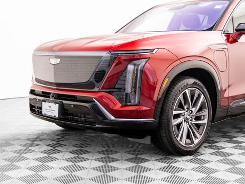 New 2026 Cadillac Vistiq Sport image 39