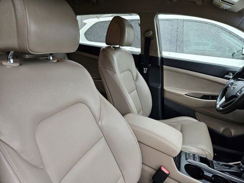 Used 2018 Ford Escape SEL image 13