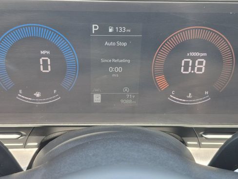 Used 2025 Hyundai Kona SE AWD/4WD image 21