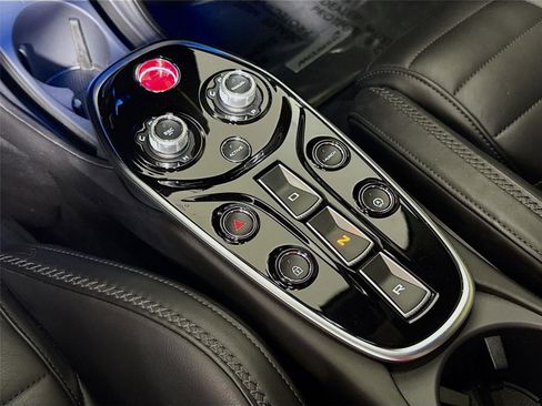 Used 2025 McLaren GTS image 17