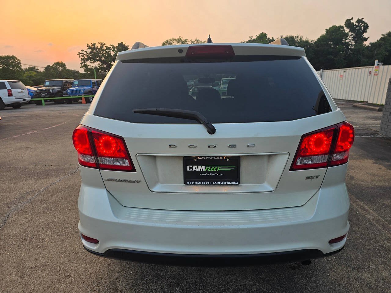 Used 2016 Dodge Journey SXT FWD image 11