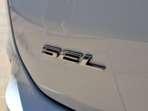 Used 2024 Ford Edge SEL AWD/4WD image 27