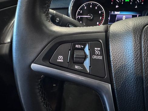 Certified 2022 Buick Encore Preferred w/ Safety Package image 13