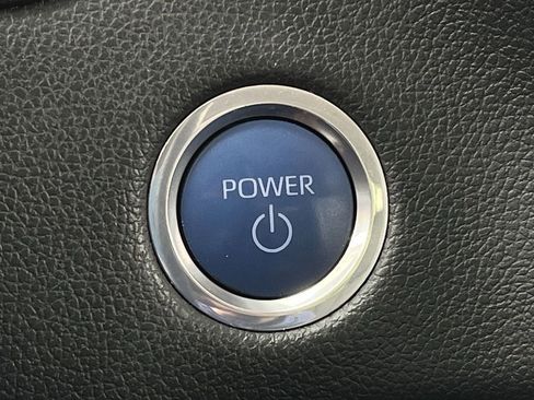 Used 2024 Toyota Tundra Limited image 19