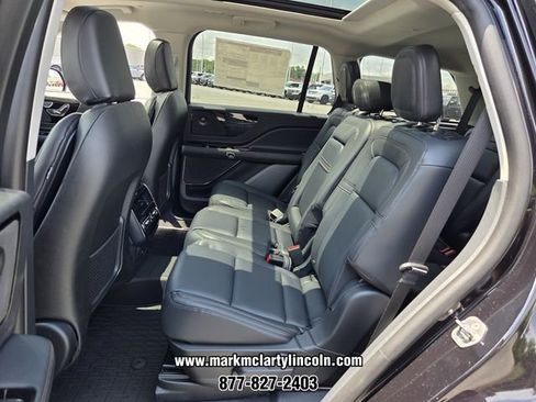 New 2026 Lincoln Aviator Reserve AWD/4WD image 10