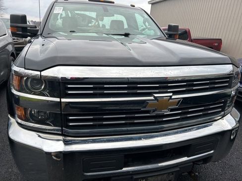 Used 2017 Chevrolet Silverado 3500 W/T w/ WT Fleet Convenience Package image 2