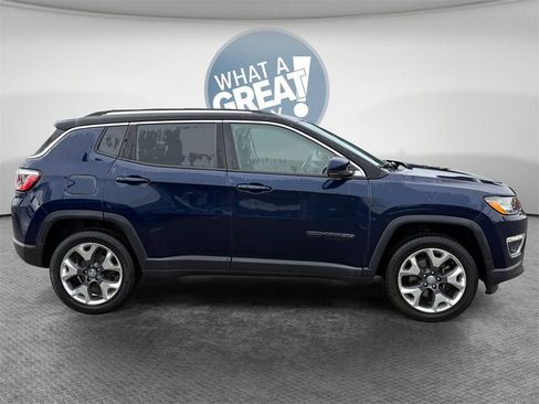 Used 2018 Jeep Compass Limited image 2
