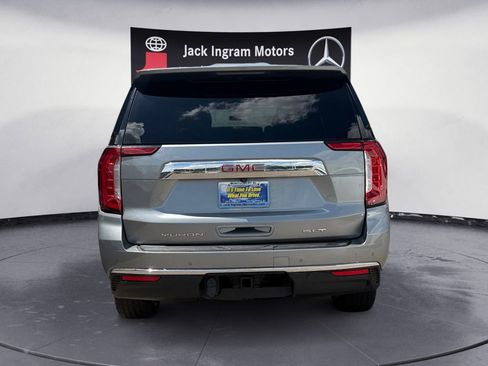 Used 2023 GMC Yukon XL SLT w/ SLT Luxury Package RWD image 4