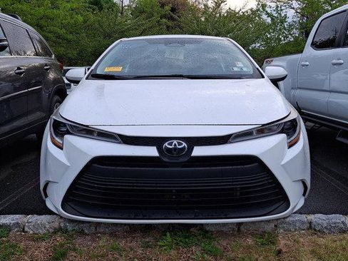 Certified 2023 Toyota Corolla LE FWD image 3