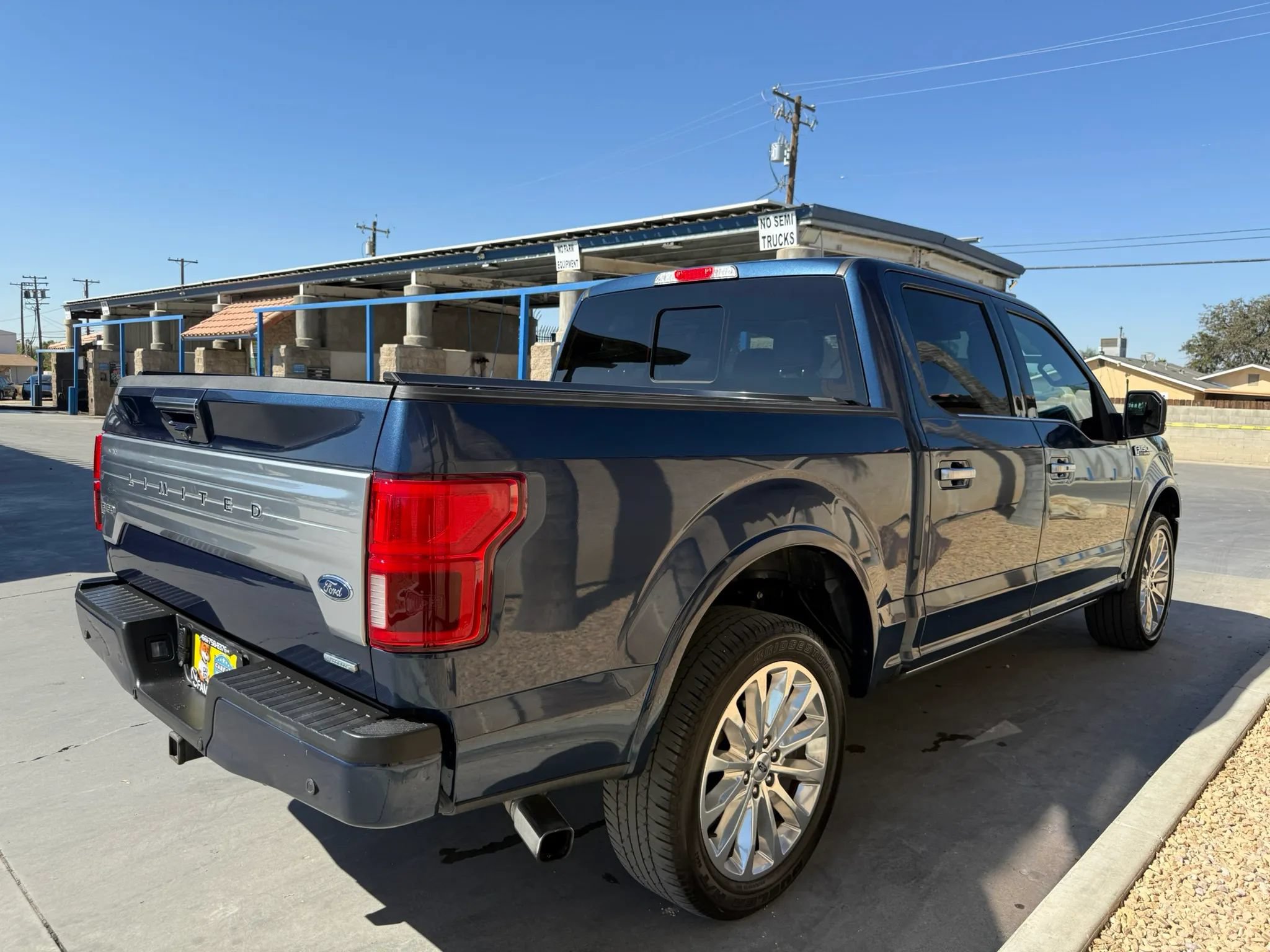 Used 2018 Ford F150 Limited AWD/4WD image 4