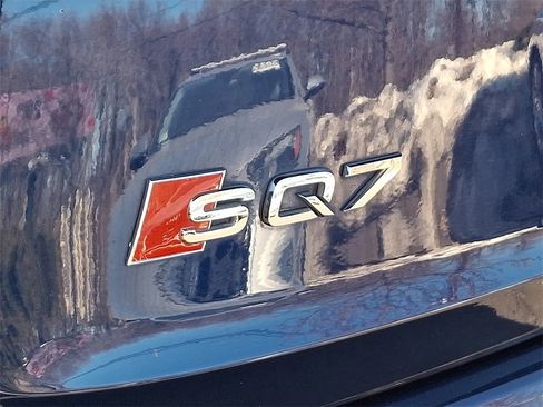 Used 2020 Audi SQ7 Premium Plus w/ S Executive Package image 30