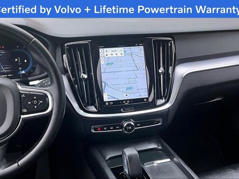 Used 2024 Volvo S60 B5 Core image 8