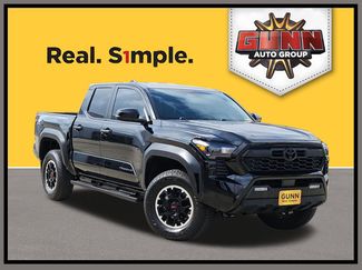 Used 2024 Toyota Tacoma TRD Off-Road w/ TRD Off Road Upgrade Package AWD/4WD video 1