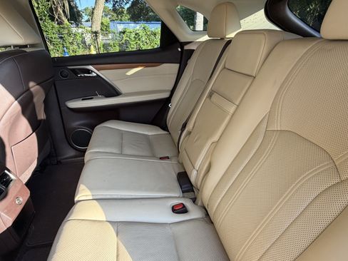 Used 2018 Lexus RX 450h AWD w/ Premium Package image 34