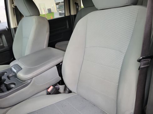 Used 2013 RAM 1500 Express AWD/4WD image 6