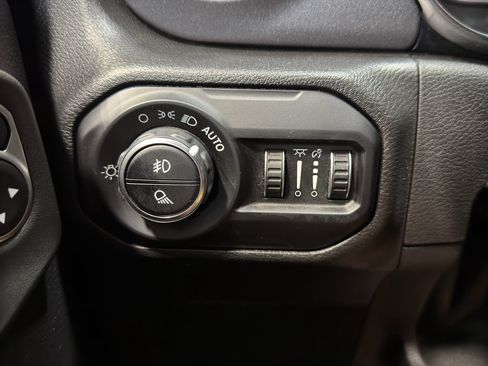 Used 2022 Jeep Gladiator Mojave w/ LED Lighting Group AWD/4WD image 29