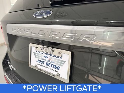 Used 2022 Ford Explorer Platinum w/ Equipment Group 601A image 19