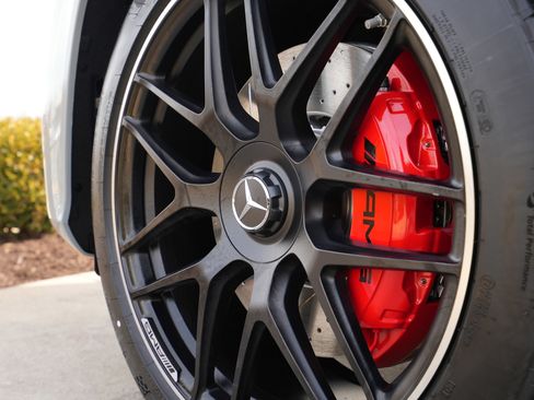 New 2026 Mercedes-Benz GLE 63 AMG S image 19