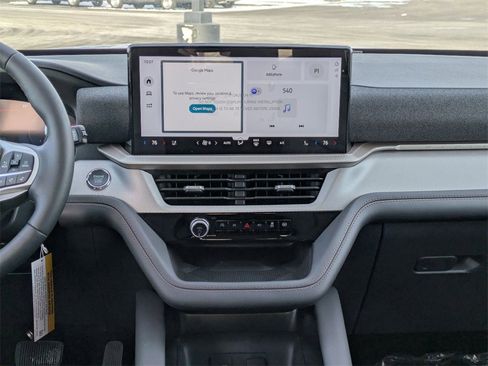 New 2026 Ford Explorer Active w/ Active Comfort Package image 13