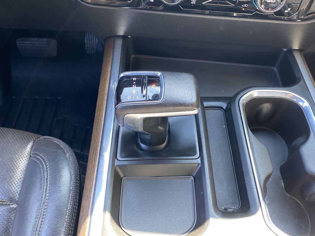 Used 2022 Chevrolet Silverado 1500 High Country w/ Technology Package AWD/4WD image 25