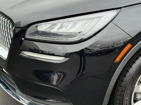 Used 2022 Lincoln Corsair AWD w/ Premium Package image 9