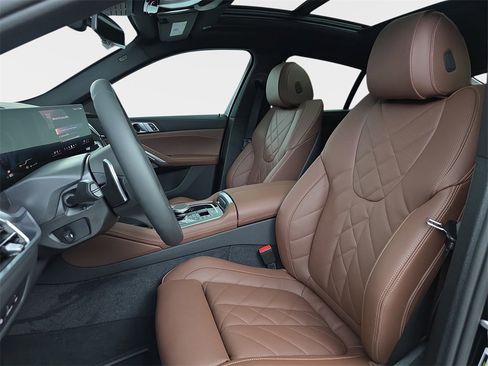 New 2026 BMW X6 xDrive40i image 15