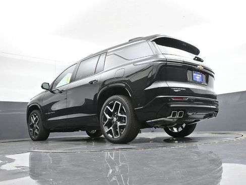New 2026 Chevrolet Traverse High Country w/ LPO, Floor Liner Package image 12