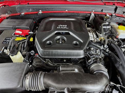 Used 2021 Jeep Wrangler Unlimited Rubicon w/ Steel Bumper Group image 29