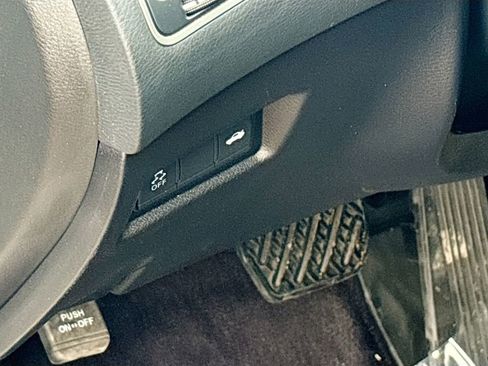 Used 2024 INFINITI Q50 Luxe w/ Cargo Package image 10