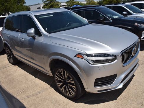 Used 2021 Volvo XC90 T5 Momentum w/ Advanced Package FWD image 5