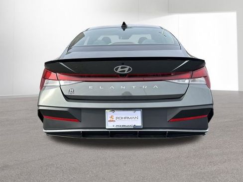 New 2026 Hyundai Elantra Sport image 15