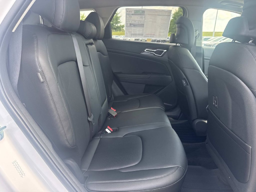 New 2026 Kia Sportage SX FWD image 10